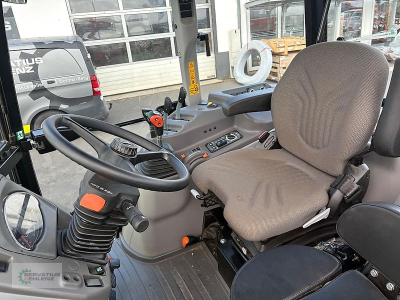 Traktor del tipo CLAAS ELIOS 330 Advanced Frontlader FL 60 E, Vorführmaschine en Rittersdorf (Imagen 8)