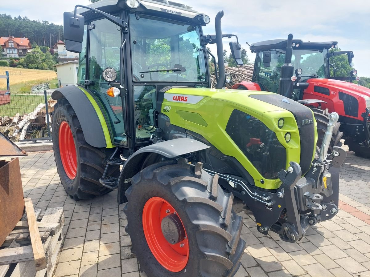 Traktor του τύπου CLAAS Elios 330, Neumaschine σε Hollenthon (Φωτογραφία 2)