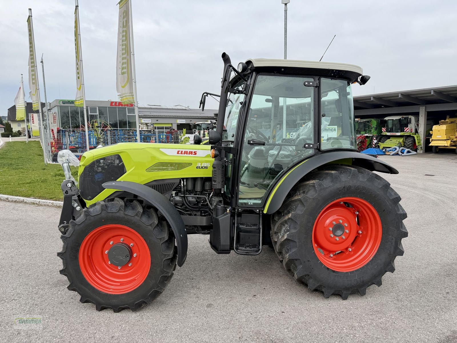 Traktor типа CLAAS ELIOS 3.85 COMFORT, Neumaschine в Kematen (Фотография 2)