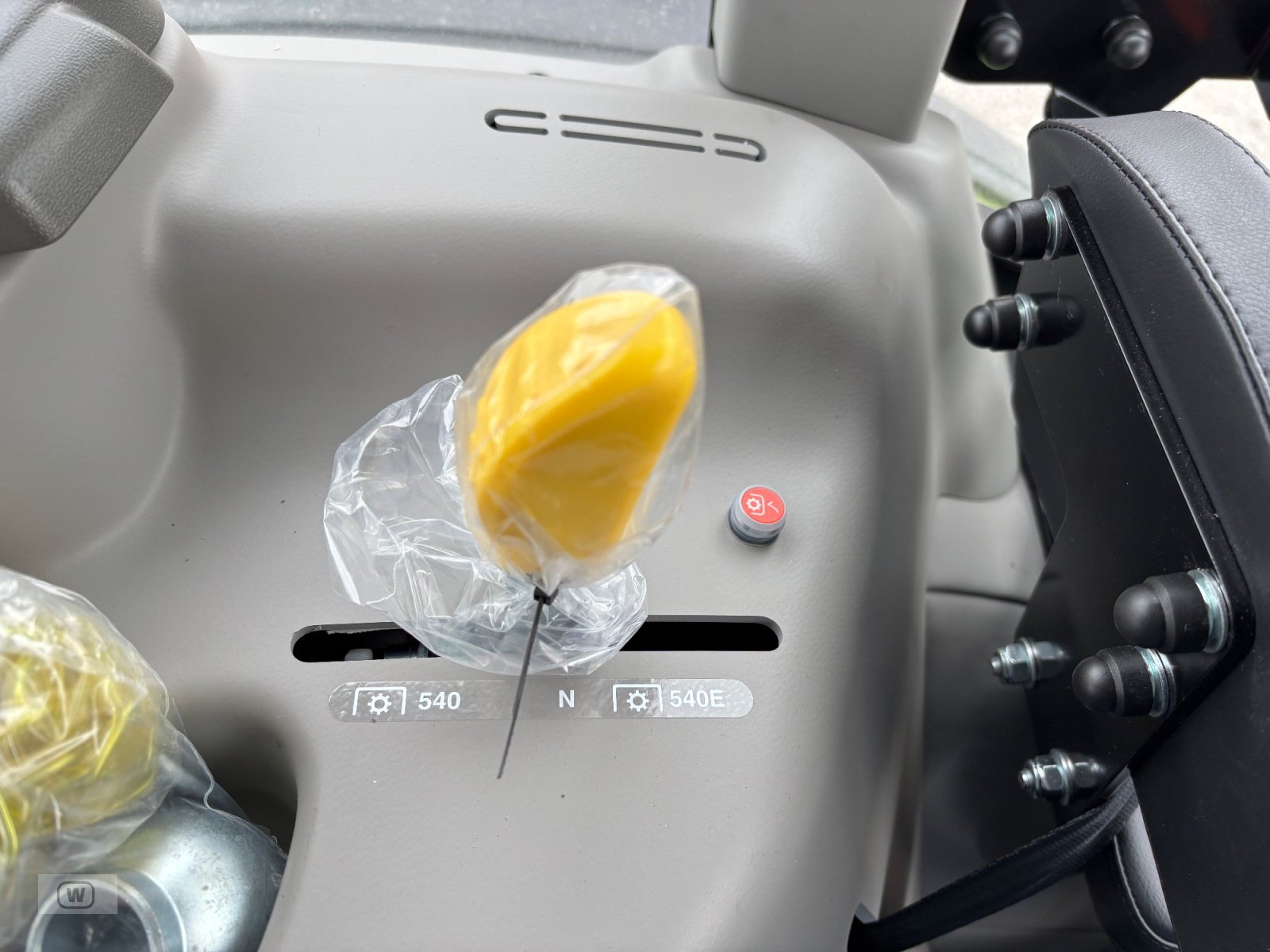 Traktor от тип CLAAS Elios 3.85, Neumaschine в Zell an der Pram (Снимка 23)