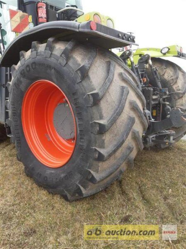 Traktor des Typs CLAAS GEBR. XERION 4000, Gebrauchtmaschine in Grimma (Bild 6)