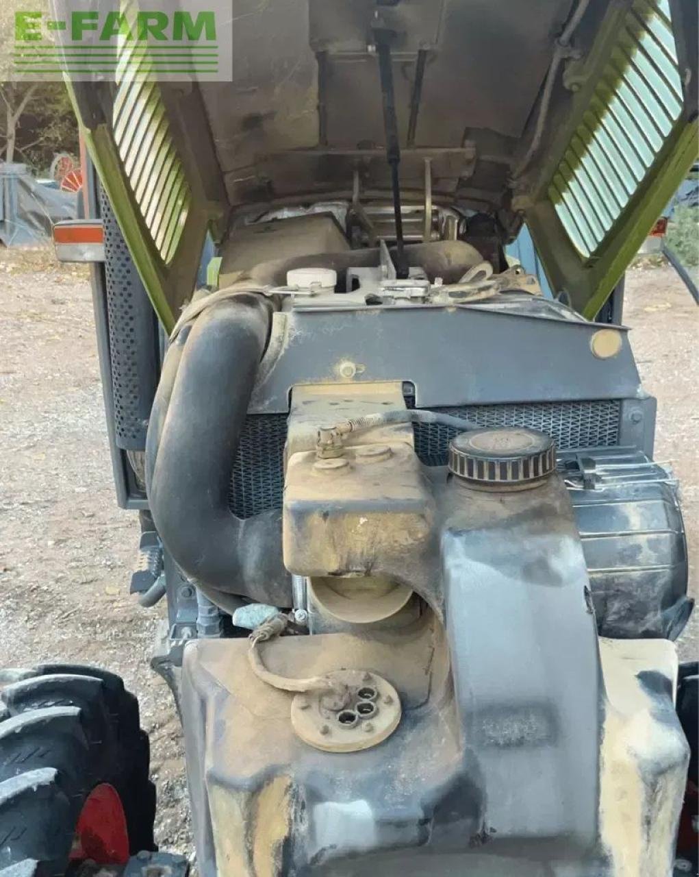 Traktor typu CLAAS nectis 247 vl 4 rm VL, Gebrauchtmaschine v ST ANDIOL (Obrázok 5)