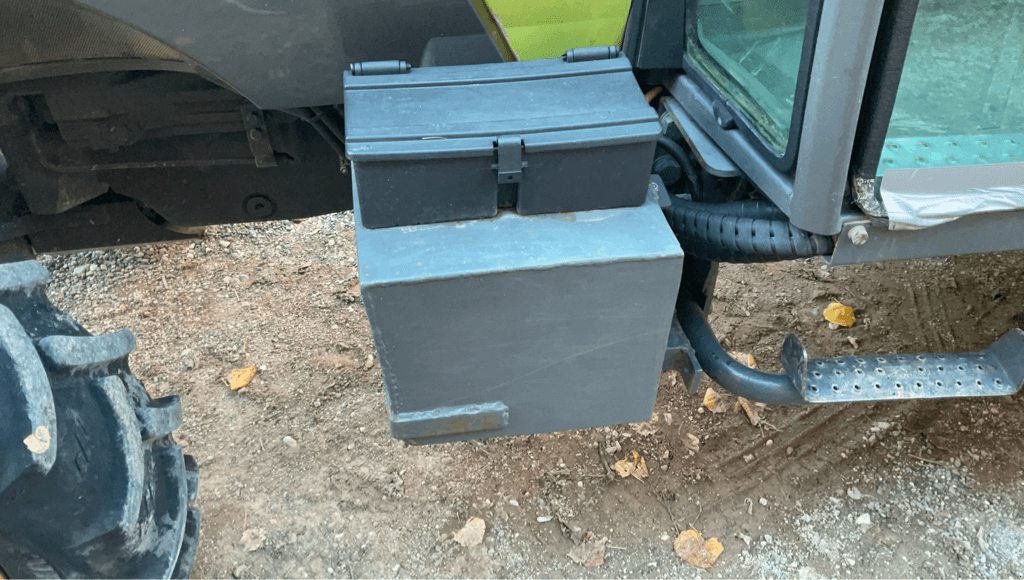 Traktor typu CLAAS NECTIS 247 VL 4 RM, Gebrauchtmaschine v SAINT ANDIOL (Obrázek 11)