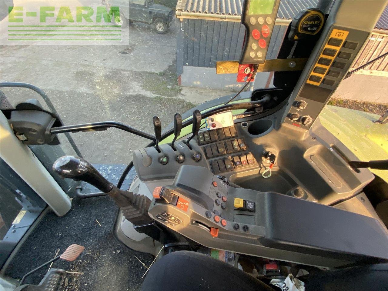Traktor типа CLAAS NEW ARION 610, Gebrauchtmaschine в FORRES (Фотография 8)