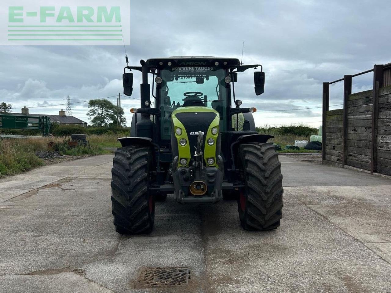 Traktor του τύπου CLAAS NEW ARION 650, Gebrauchtmaschine σε ALNWICK (Φωτογραφία 2)