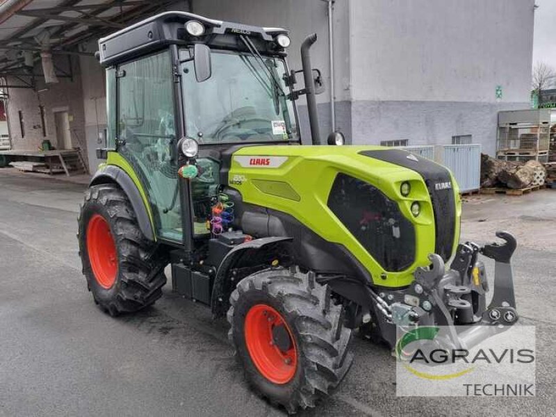 Traktor typu CLAAS NEXOS 220 M CLASSIC, Neumaschine v Lage (Obrázek 9)