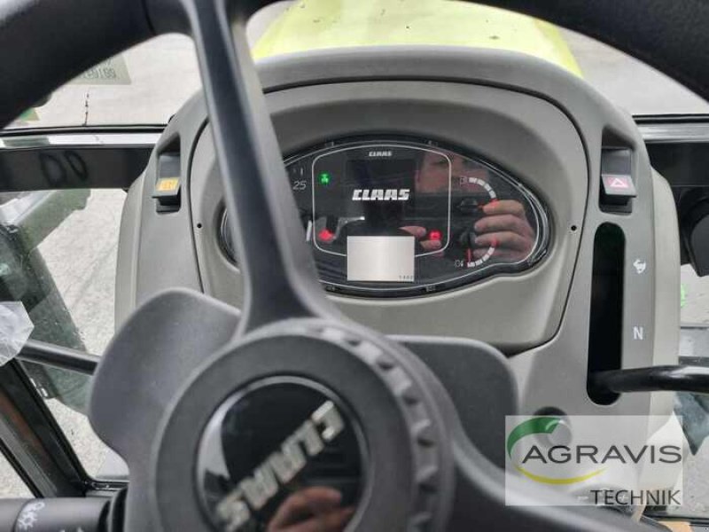 Traktor typu CLAAS NEXOS 220 M CLASSIC, Neumaschine v Lage (Obrázek 12)