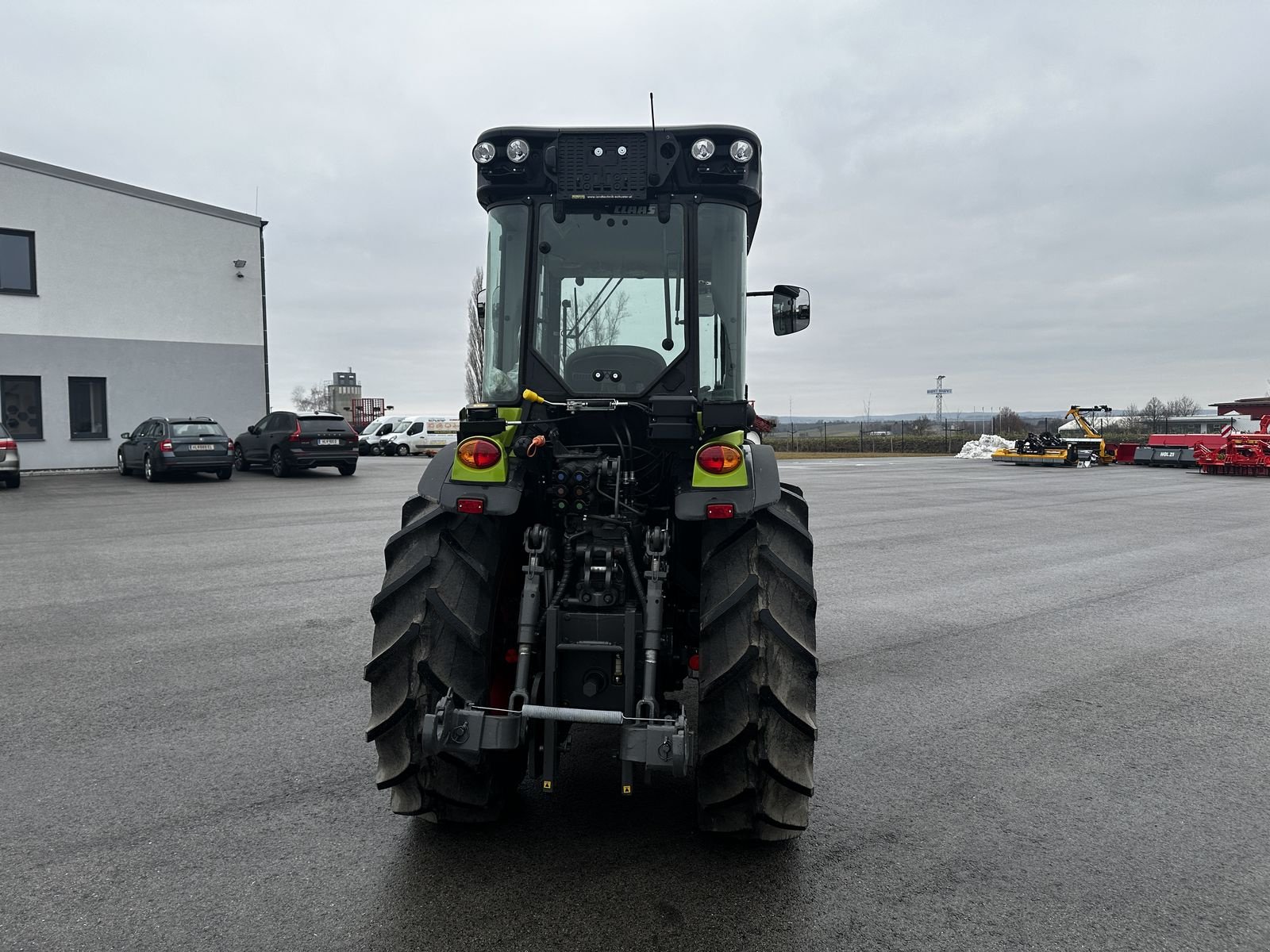Traktor des Typs CLAAS Nexos 220 S Comfort, Neumaschine in Grund (Bild 17)