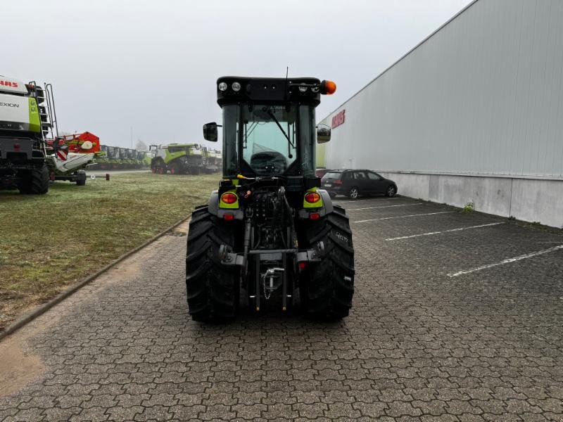 Traktor typu CLAAS NEXOS 220 S, Gebrauchtmaschine w Hockenheim (Zdjęcie 4)