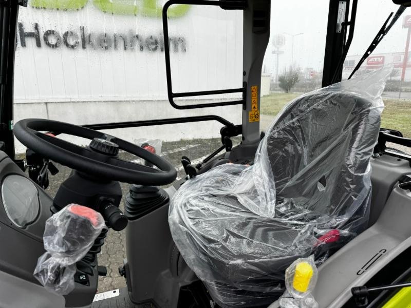 Traktor typu CLAAS NEXOS 220 S, Gebrauchtmaschine w Hockenheim (Zdjęcie 12)