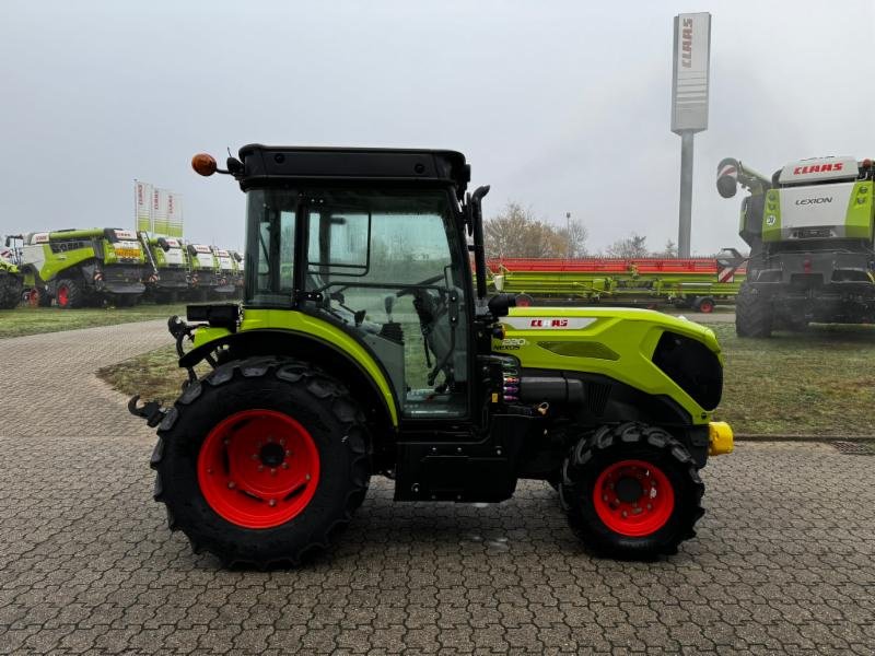 Traktor typu CLAAS NEXOS 220 S, Gebrauchtmaschine w Hockenheim (Zdjęcie 8)