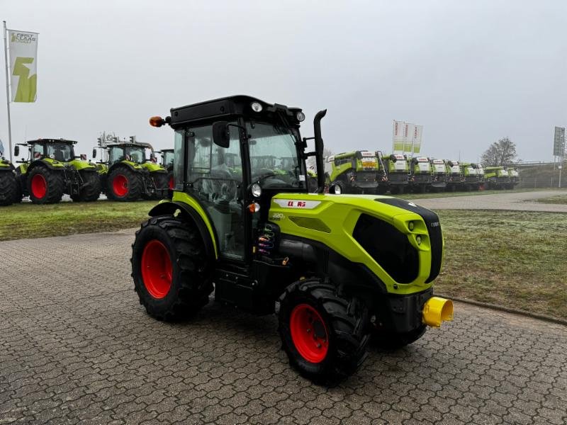 Traktor typu CLAAS NEXOS 220 S, Gebrauchtmaschine w Hockenheim (Zdjęcie 9)