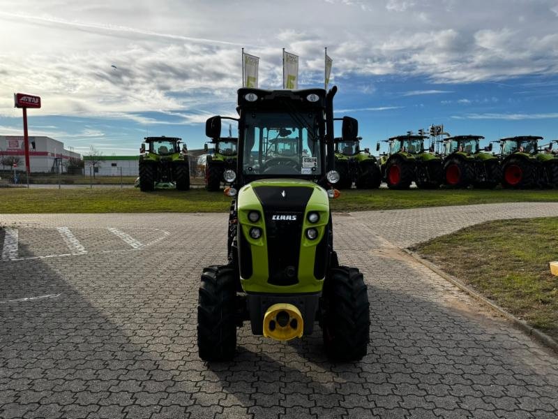 Traktor van het type CLAAS NEXOS 220 S, Gebrauchtmaschine in Hockenheim (Foto 10)