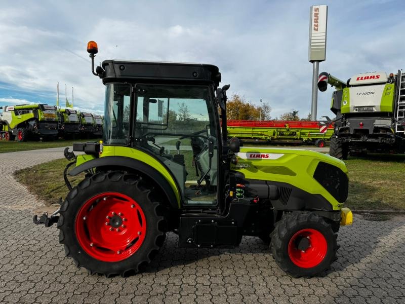 Traktor van het type CLAAS NEXOS 220 S, Gebrauchtmaschine in Hockenheim (Foto 8)