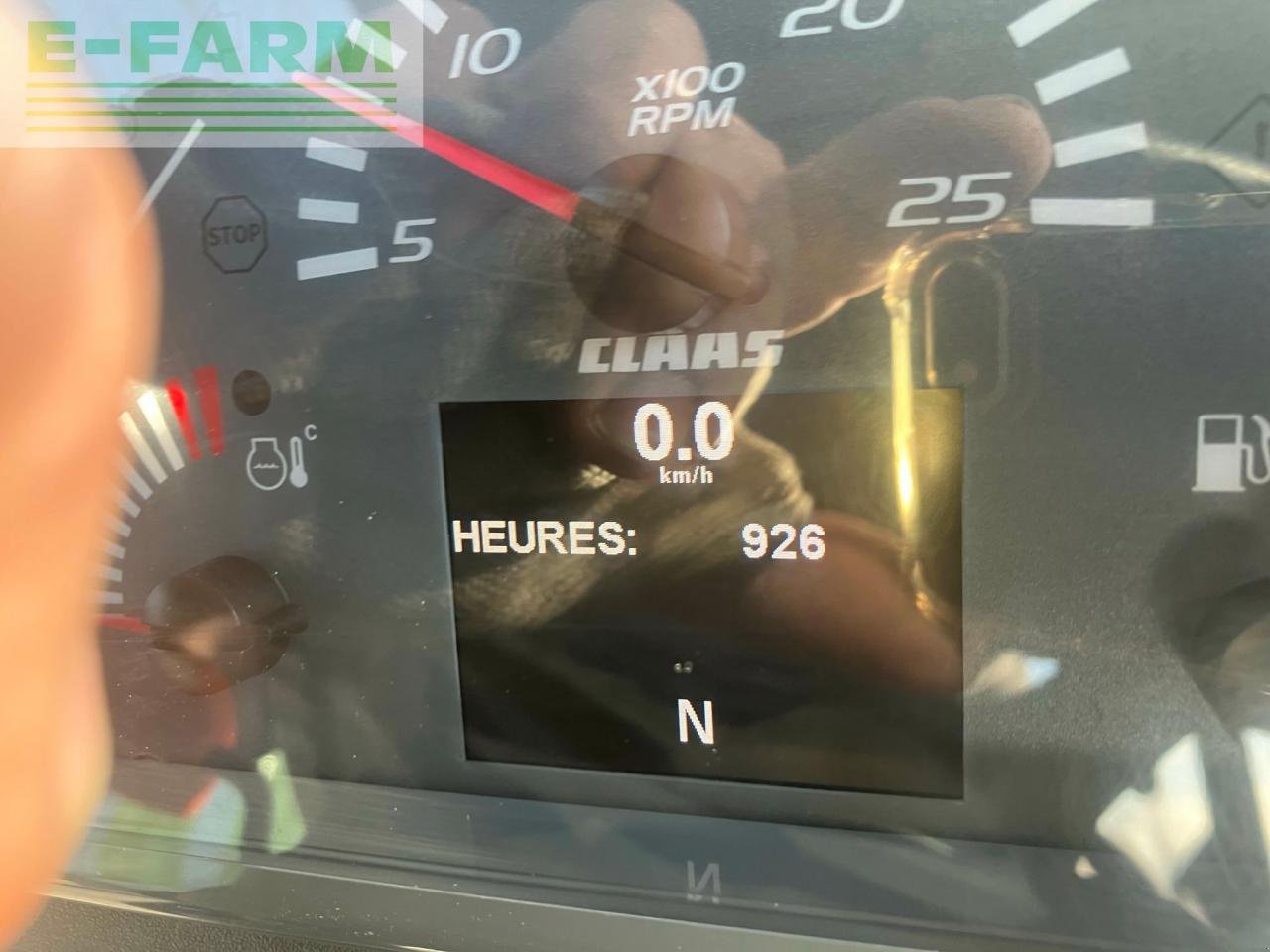 Traktor типа CLAAS nexos 220 ve cabine 4rm, Gebrauchtmaschine в ST ANDIOL (Фотография 4)