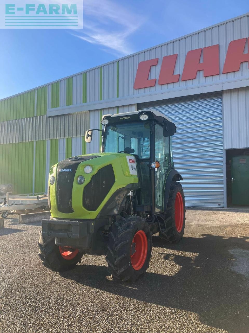 Traktor типа CLAAS nexos 220 ve cabine 4rm, Gebrauchtmaschine в ST ANDIOL (Фотография 5)