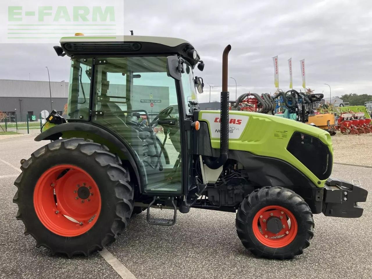 Traktor типа CLAAS nexos 220 vl cabine VL, Gebrauchtmaschine в AILLAS (33 - GIRONDE) (Фотография 7)