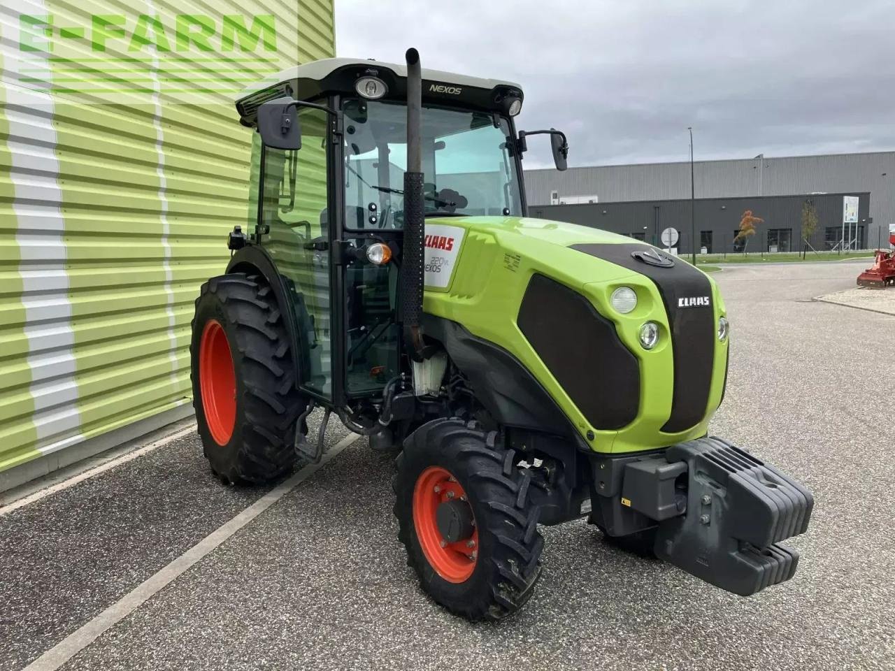 Traktor za tip CLAAS nexos 220 vl VL, Gebrauchtmaschine u AILLAS (33 - GIRONDE) (Slika 6)