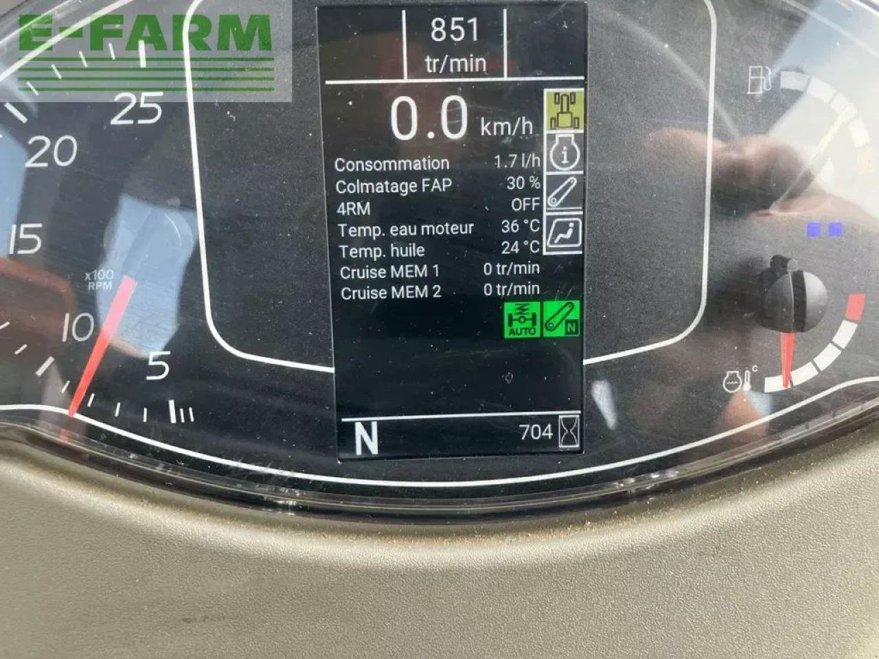 Traktor типа CLAAS nexos 230 m ls+, Gebrauchtmaschine в ST ANDIOL (Фотография 9)