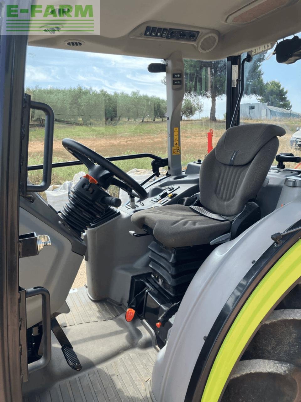 Traktor typu CLAAS nexos 230 m, Gebrauchtmaschine v ST ANDIOL (Obrázek 11)