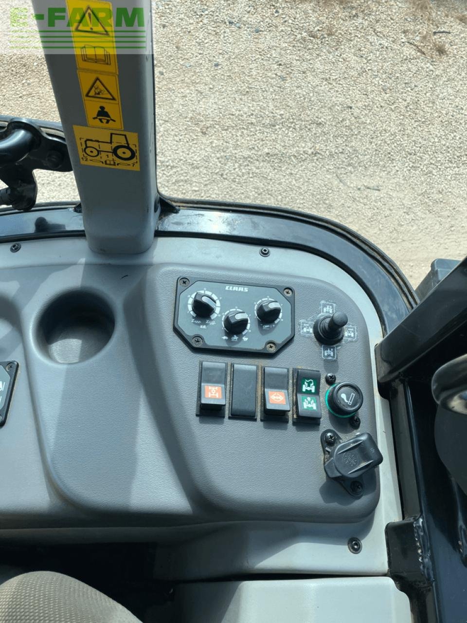 Traktor typu CLAAS nexos 230 m, Gebrauchtmaschine v ST ANDIOL (Obrázek 14)