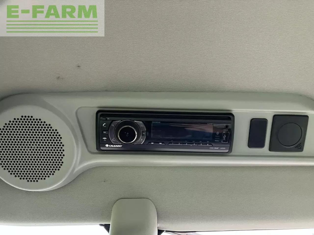 Traktor des Typs CLAAS nexos 230 m, Gebrauchtmaschine in AILLAS (33 - GIRONDE) (Bild 3)