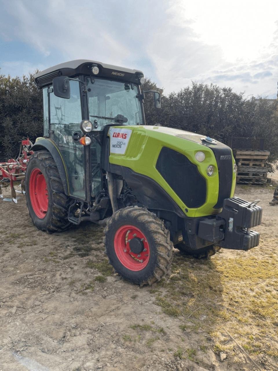Traktor tipa CLAAS nexos 230 ve, Gebrauchtmaschine u ST ANDIOL (Slika 1)