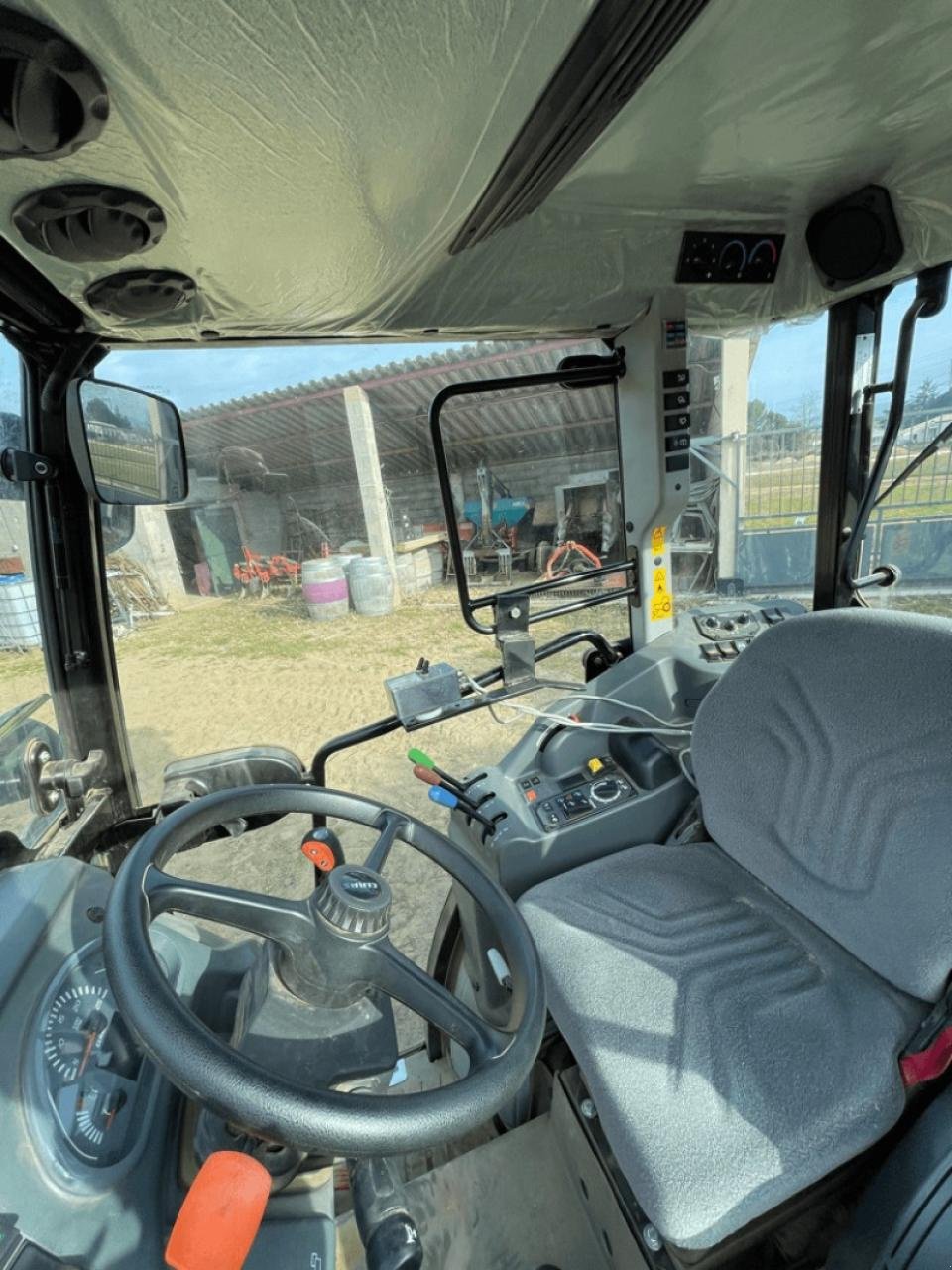 Traktor tipa CLAAS nexos 230 ve, Gebrauchtmaschine u ST ANDIOL (Slika 8)