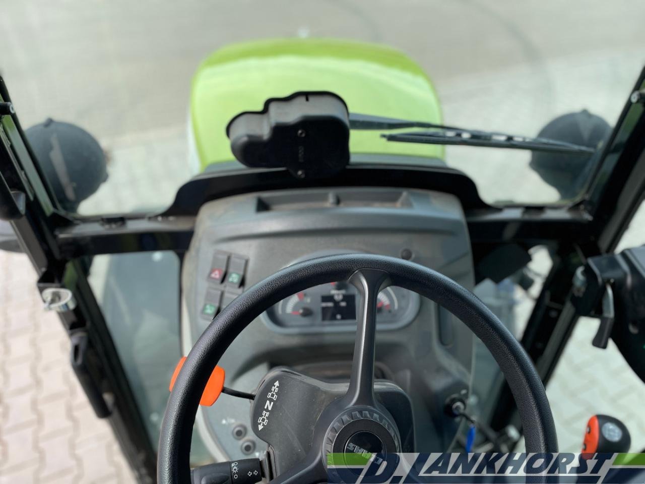 Traktor typu CLAAS Nexos 230 VE, Gebrauchtmaschine v Neuenhaus (Obrázok 20)