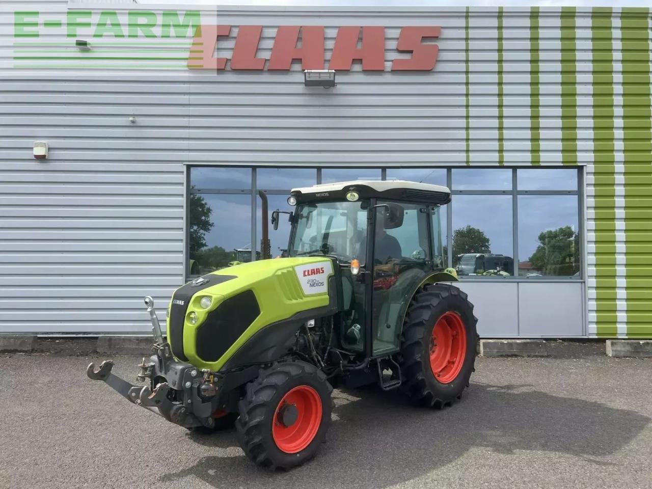 Traktor des Typs CLAAS nexos 230 vl VL, Gebrauchtmaschine in SAULZET (Bild 3)
