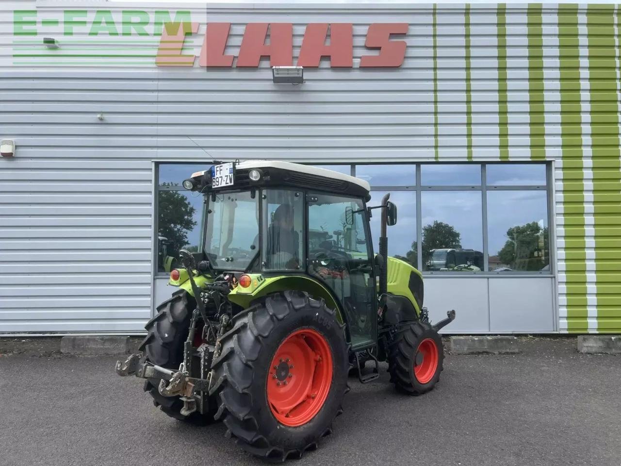 Traktor des Typs CLAAS nexos 230 vl VL, Gebrauchtmaschine in SAULZET (Bild 8)