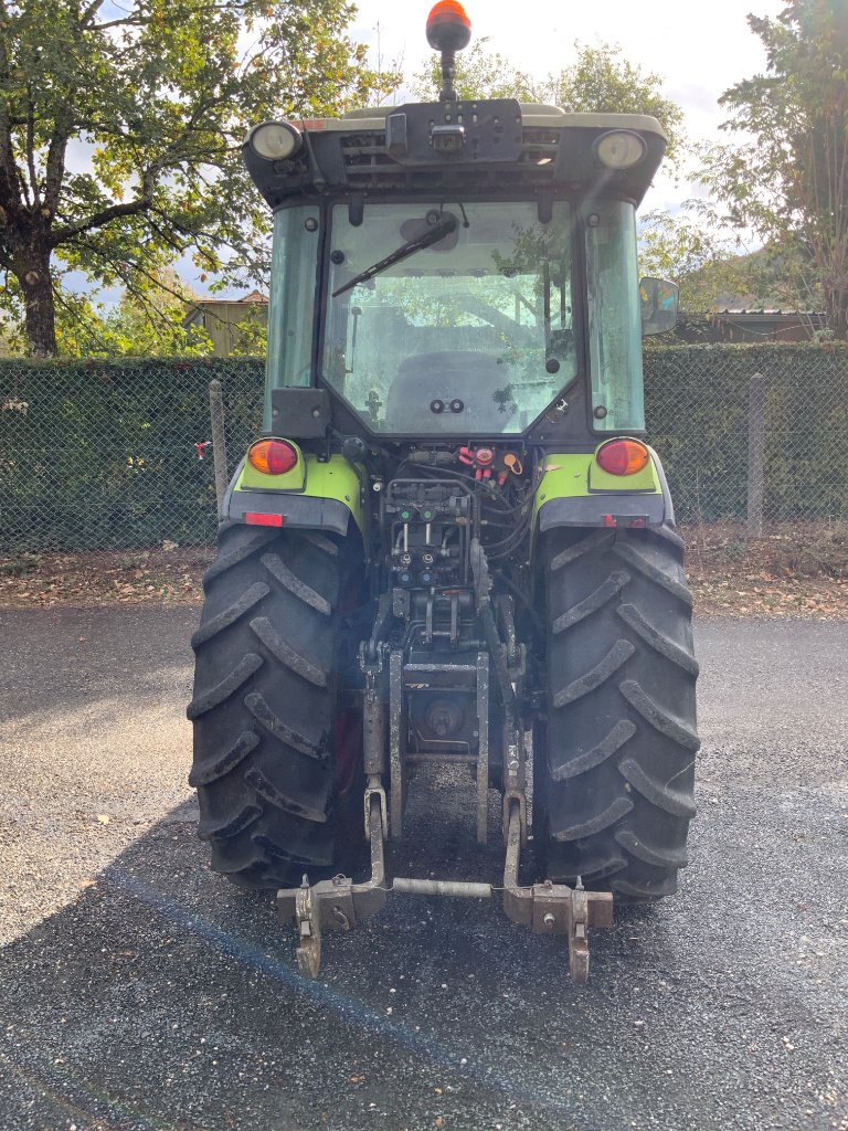 Traktor des Typs CLAAS Nexos 230 vl, Gebrauchtmaschine in MORLHON LE HAUT (Bild 3)