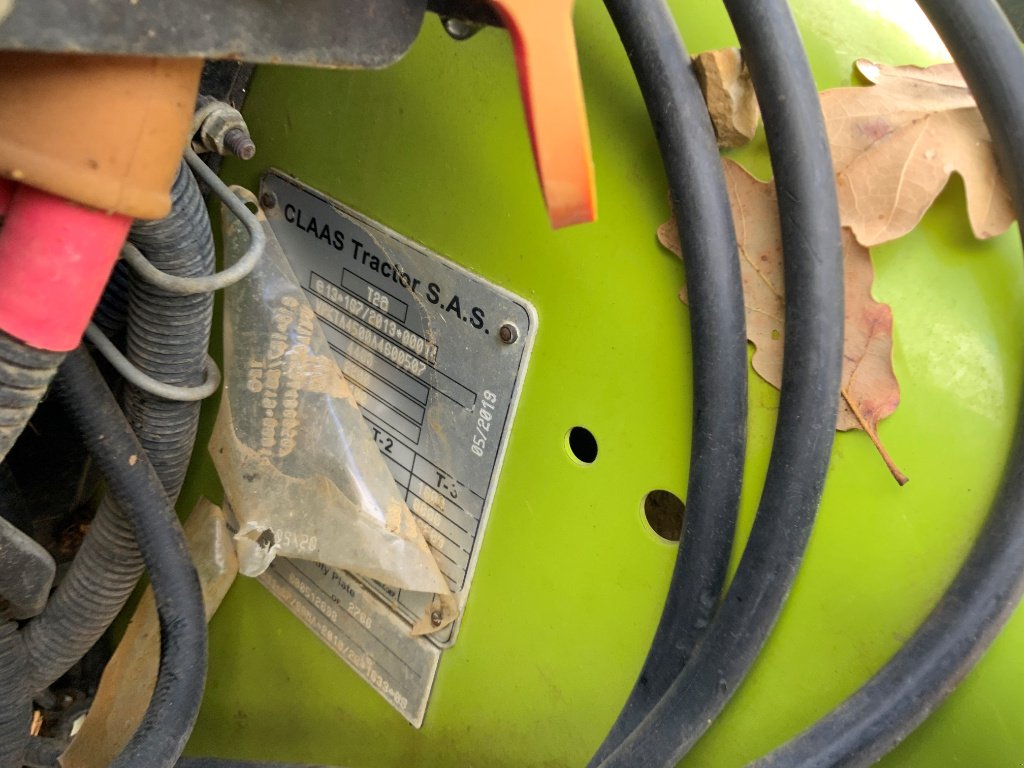 Traktor des Typs CLAAS Nexos 230 vl, Gebrauchtmaschine in MORLHON LE HAUT (Bild 11)