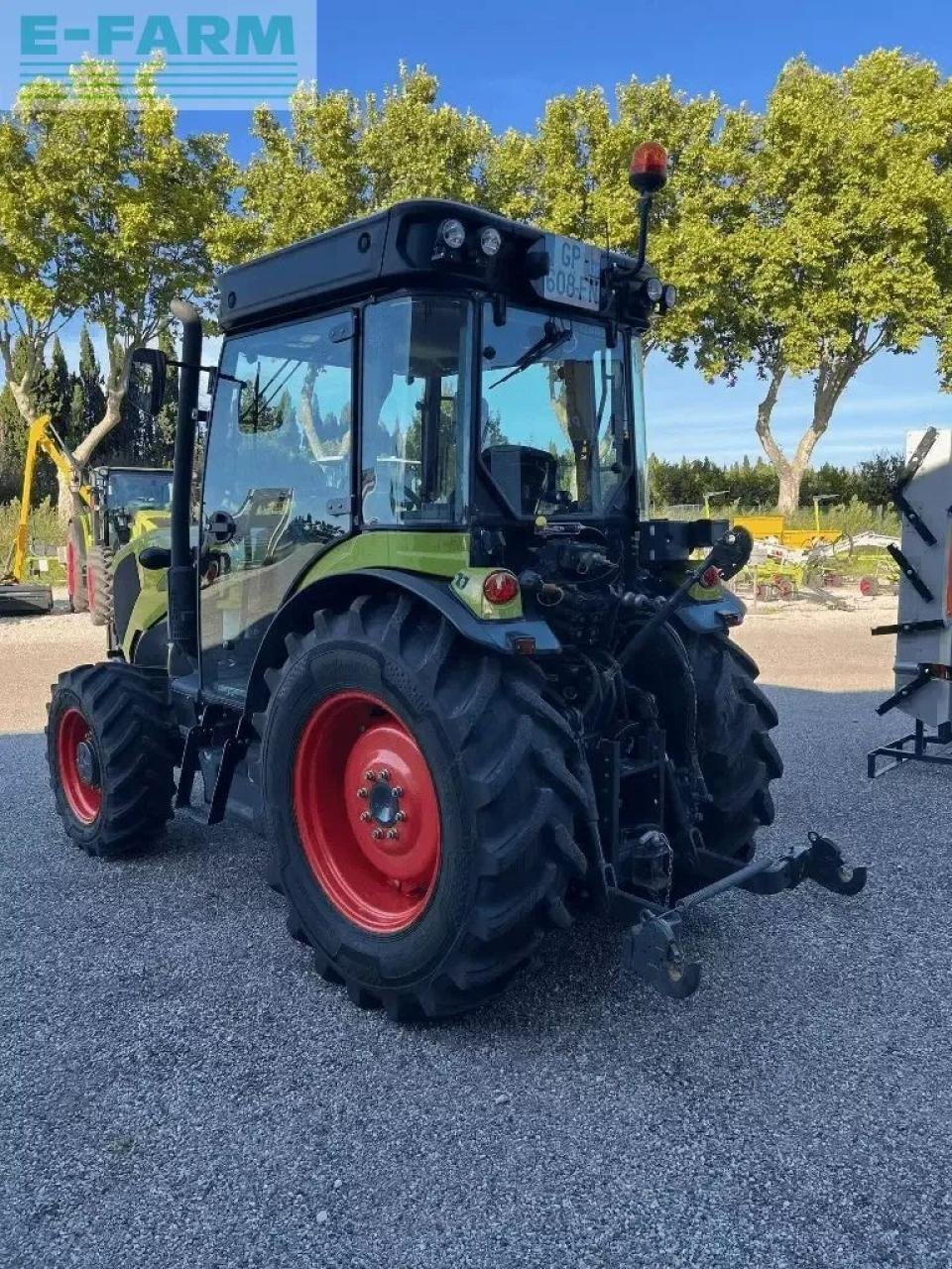 Traktor typu CLAAS nexos 240 l cabine tradition, Gebrauchtmaschine v ST ANDIOL (Obrázek 4)