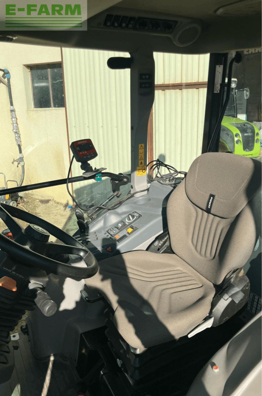 Traktor типа CLAAS nexos 240 l cabine, Gebrauchtmaschine в ST ANDIOL (Фотография 6)