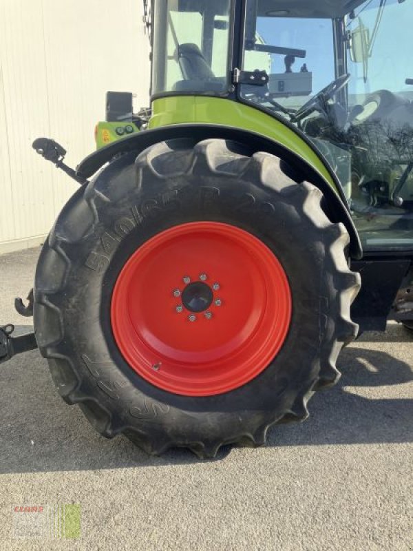 Traktor типа CLAAS NEXOS 240 L KABINE  ADVANCED, Neumaschine в Fladungen (Фотография 11)