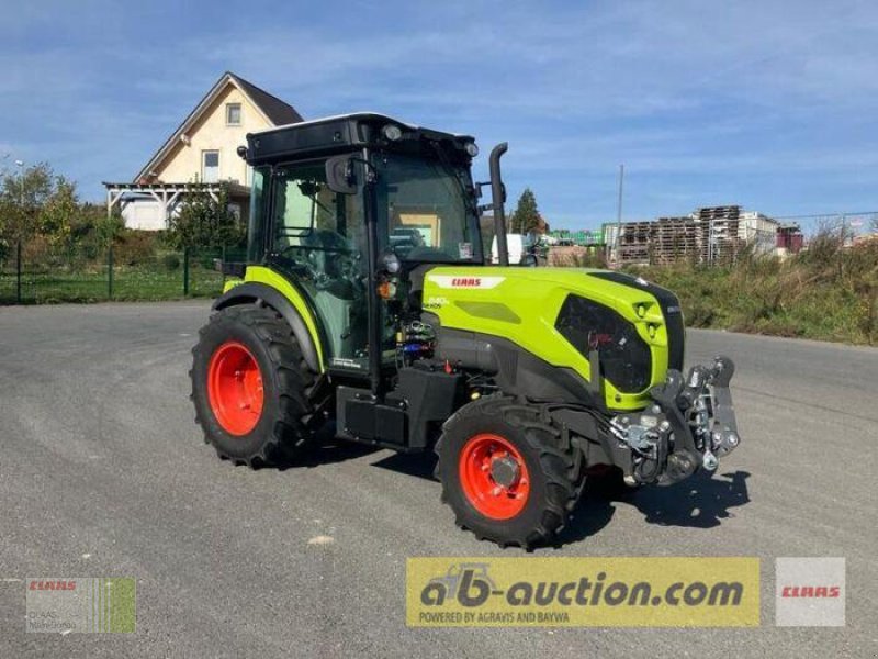 Traktor Türe ait CLAAS NEXOS 240 M ADVANCED VF, Vorführmaschine içinde Wassertrüdingen (resim 1)