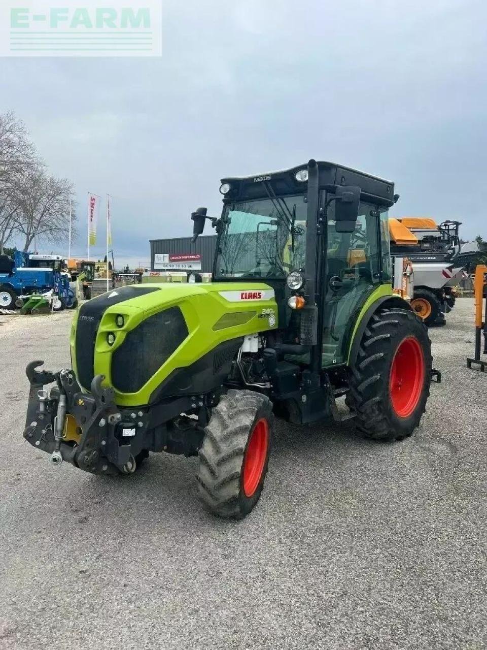 Traktor типа CLAAS nexos 240 m tradition, Gebrauchtmaschine в ST ANDIOL (Фотография 2)