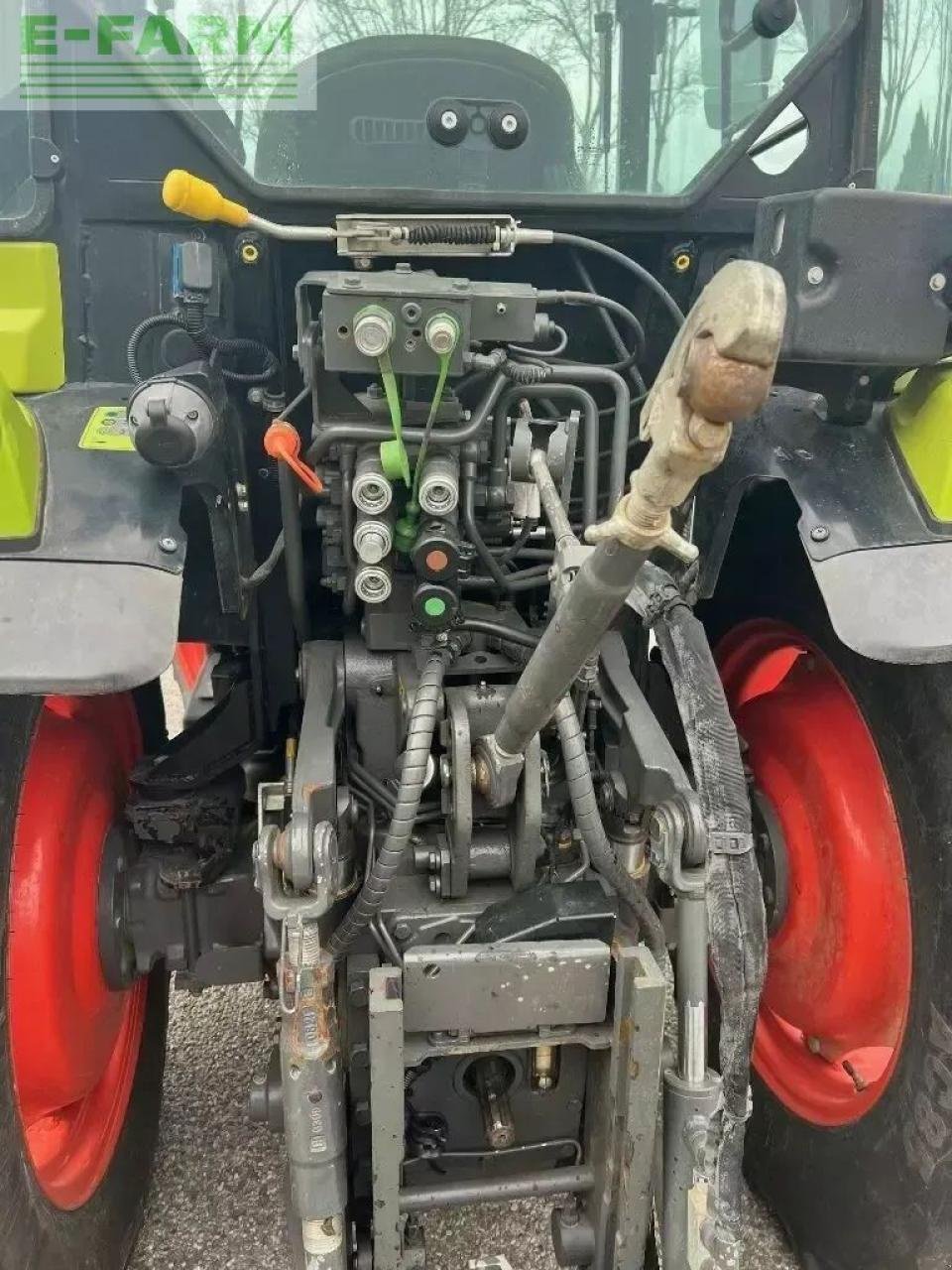 Traktor типа CLAAS nexos 240 m tradition, Gebrauchtmaschine в ST ANDIOL (Фотография 8)