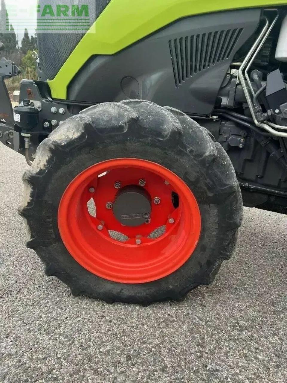 Traktor типа CLAAS nexos 240 m tradition, Gebrauchtmaschine в ST ANDIOL (Фотография 11)