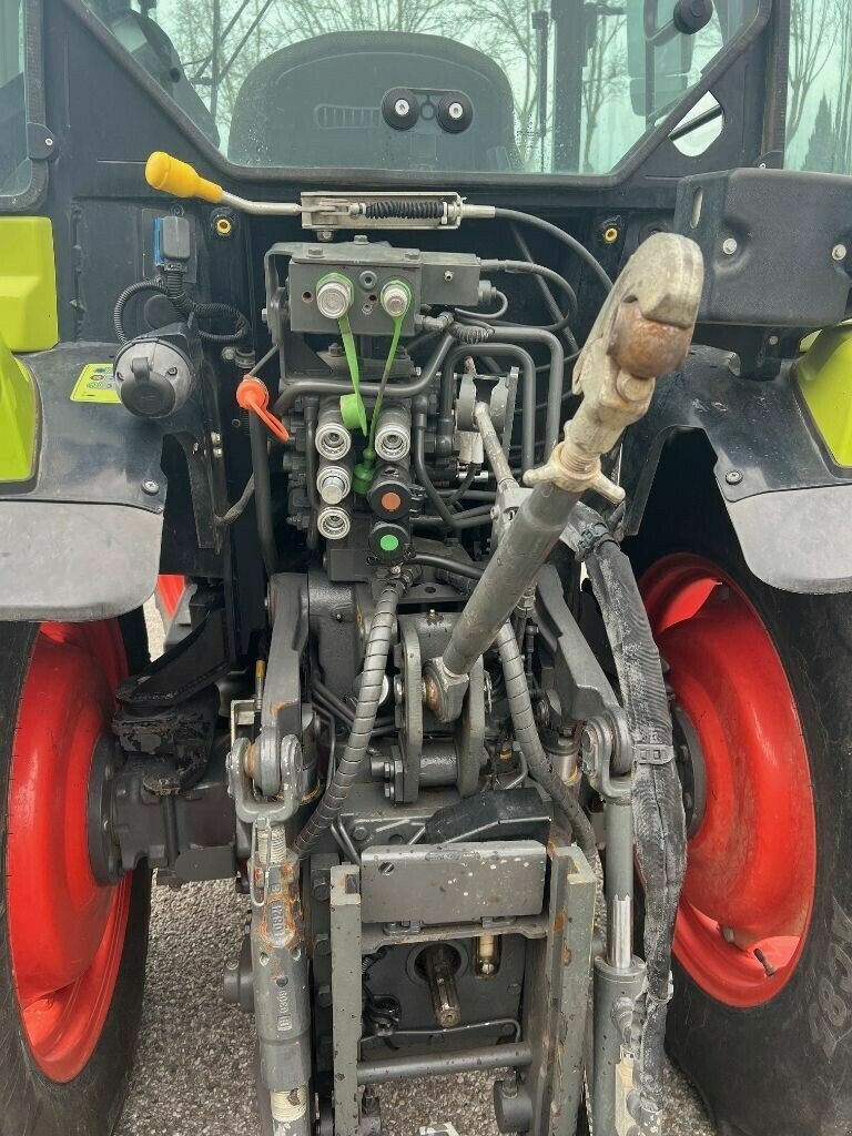 Traktor vrste CLAAS NEXOS 240 M TRADITION, Gebrauchtmaschine v SAINT ANDIOL (Slika 8)