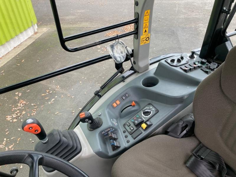 Traktor typu CLAAS NEXOS 240 M, Gebrauchtmaschine v Molbergen (Obrázek 12)