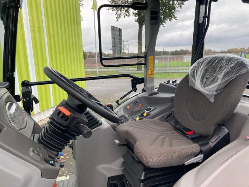 Traktor a típus CLAAS NEXOS 240 M, Gebrauchtmaschine ekkor: Molbergen (Kép 10)