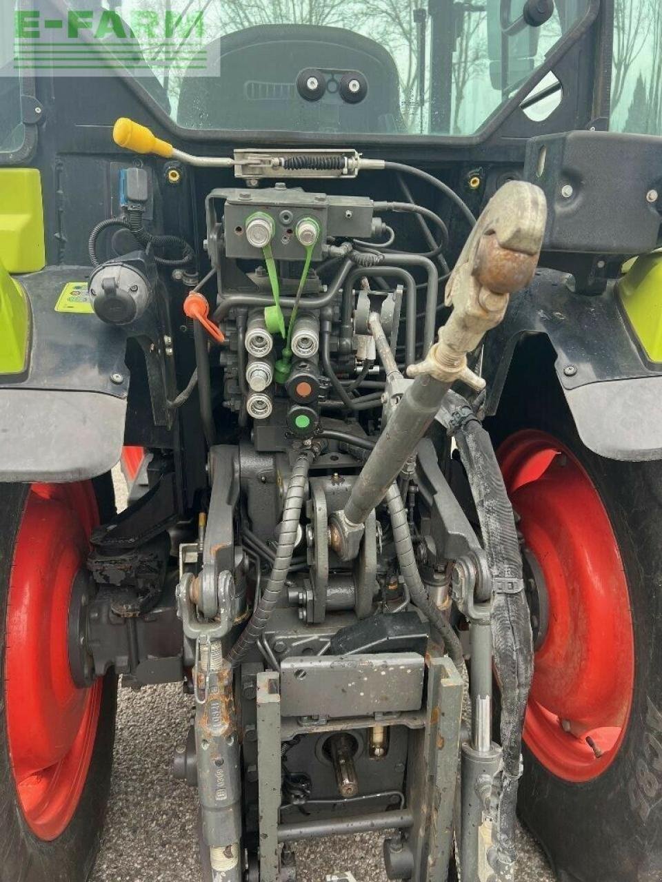 Traktor типа CLAAS nexos 240 m, Gebrauchtmaschine в ST ANDIOL (Фотография 8)