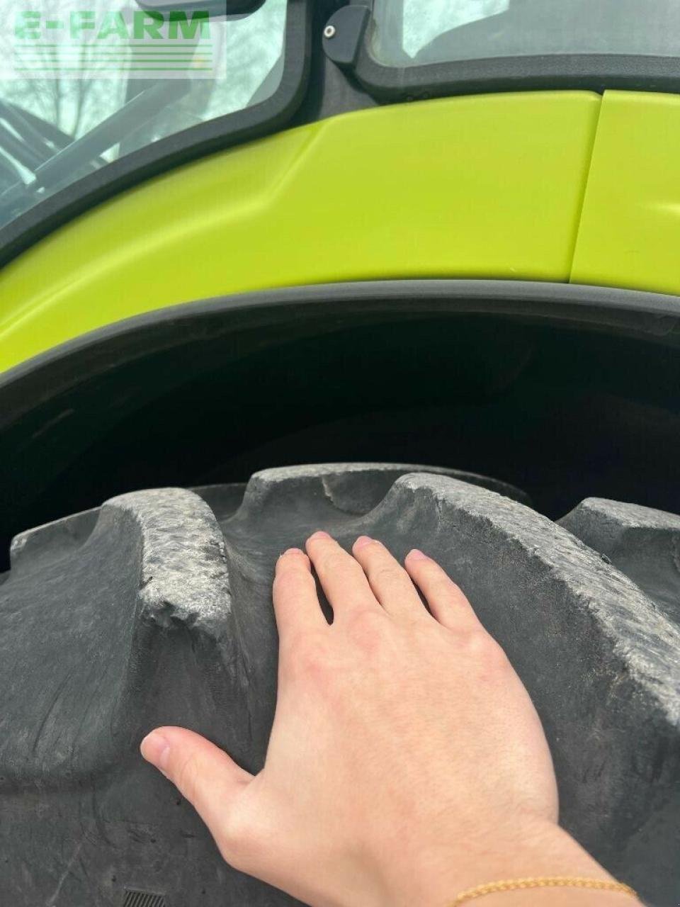 Traktor типа CLAAS nexos 240 m, Gebrauchtmaschine в ST ANDIOL (Фотография 9)