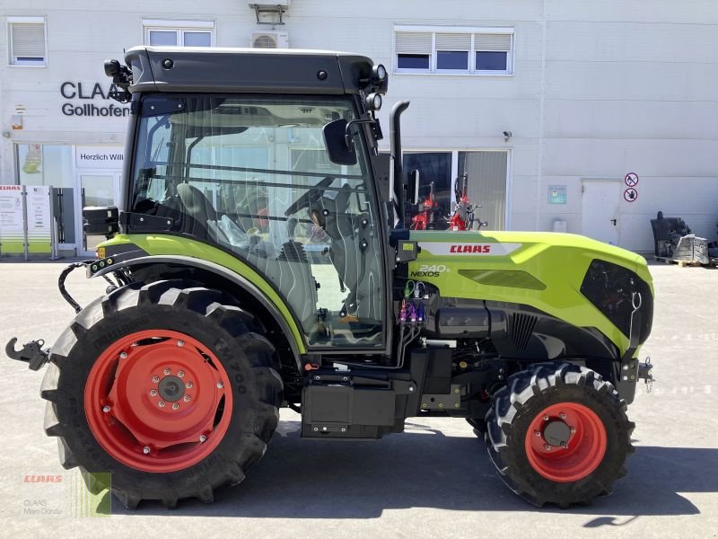 Traktor des Typs CLAAS NEXOS 240 S  ADVANCED, Neumaschine in Gollhofen (Bild 7)
