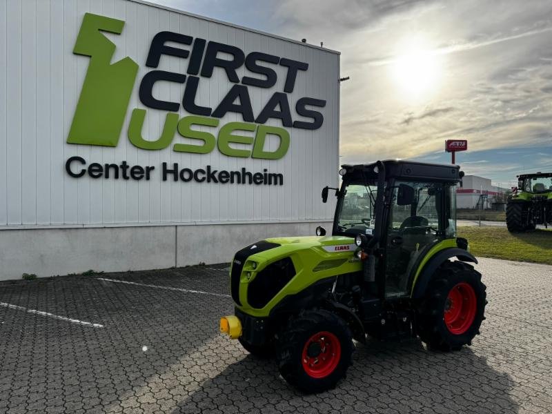 Traktor za tip CLAAS NEXOS 240 S Stage V, Gebrauchtmaschine u Hockenheim