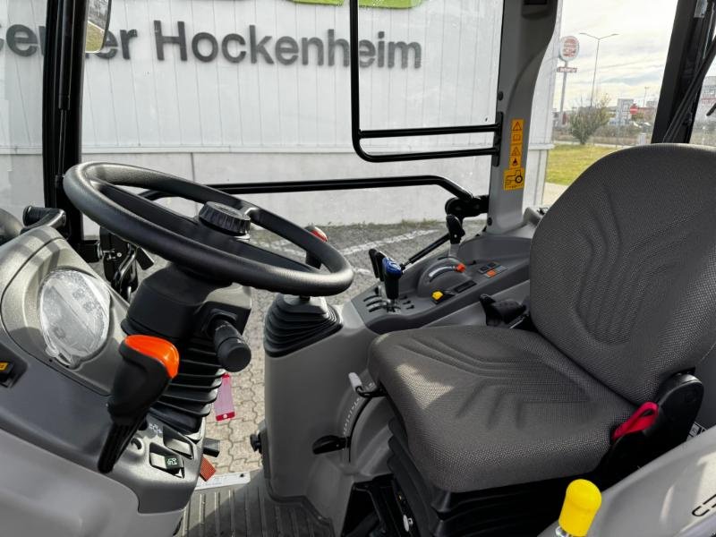 Traktor Türe ait CLAAS NEXOS 240 S, Gebrauchtmaschine içinde Hockenheim (resim 12)