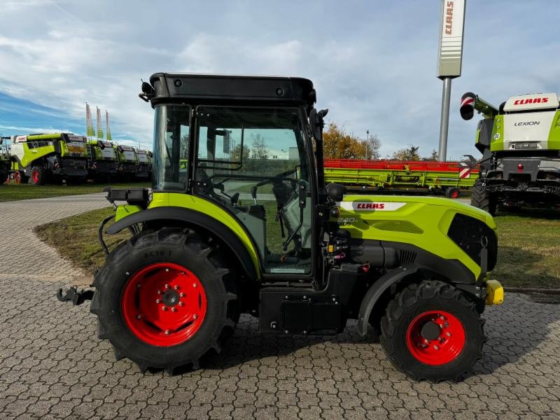 Traktor Türe ait CLAAS NEXOS 240 S, Gebrauchtmaschine içinde Hockenheim (resim 8)