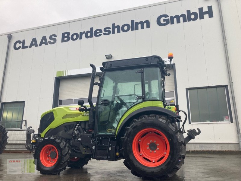 Traktor des Typs CLAAS NEXOS 240 S, Neumaschine in Alveslohe (Bild 3)